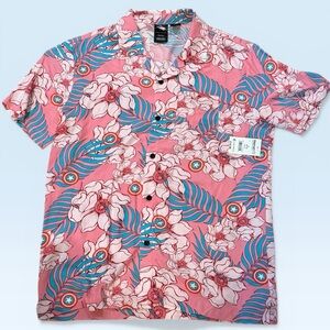 Marvel Pink Floral Short-Sleeve Button-Front Shirt with Blue Accents
